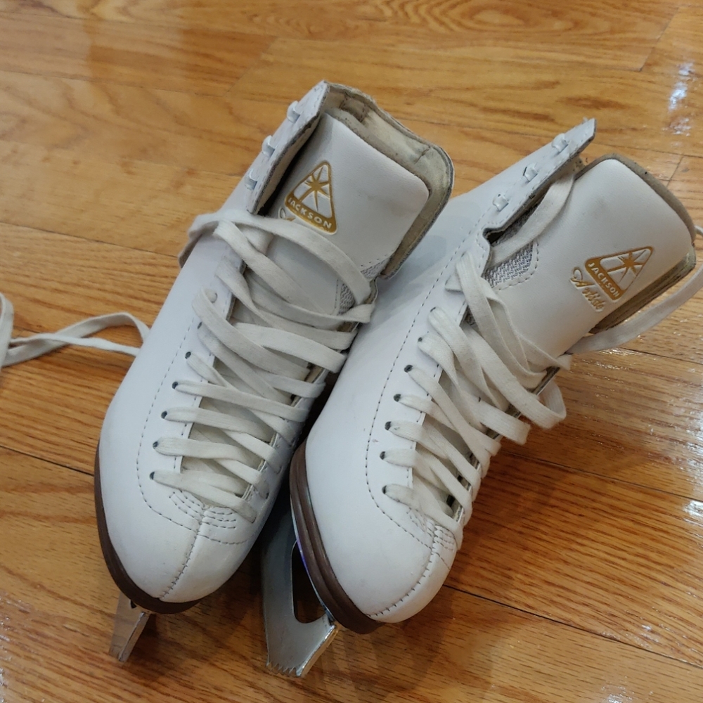 Jackson Artiste Ice Skating Boots